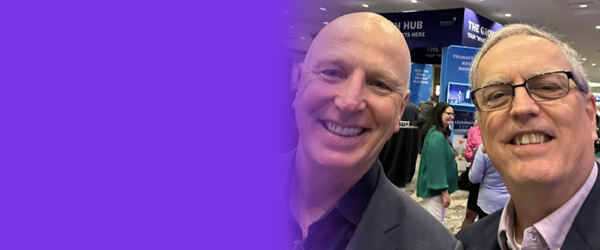 Don Walter connecting with a fellow leader at the Growth Hub during a Maxwell Leadership conference